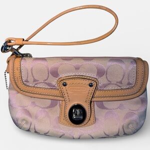 Y2K Vintage 2000’S COACH Pink Leather Canvas Turn Lock Wristlet Bag Like New